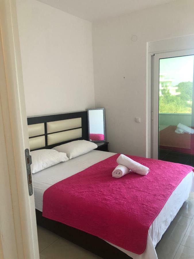 Apartmani Dini Ulcinj Exterior photo